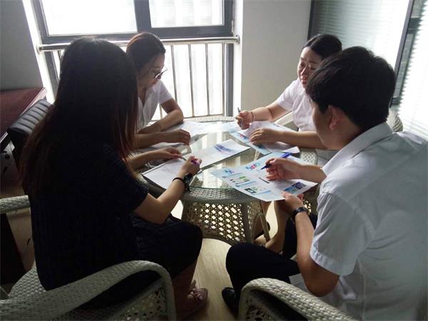在总结中生长，，，，，在审阅中前行