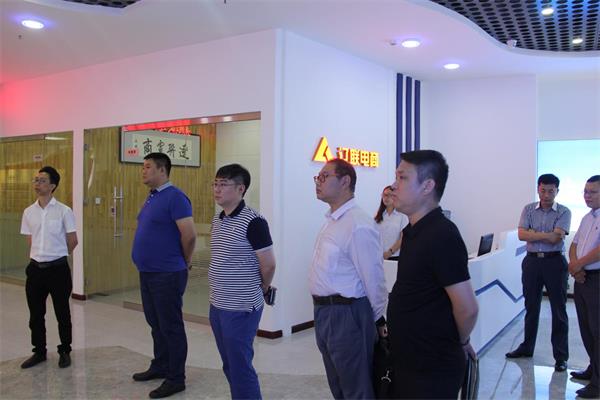 珠联璧合，，，，共创双赢
