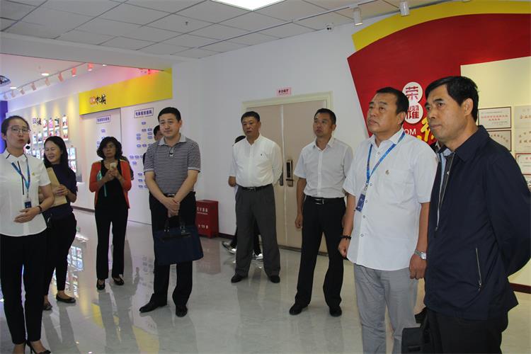 构建协调劳动关系，，，，共享企业文化建设